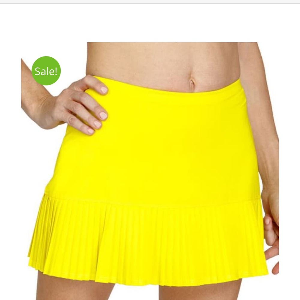 Tail Dazzling Dreams Alaina Skirt Skort Pleated Yellow TC6939-9342 Sz M UPF 50+